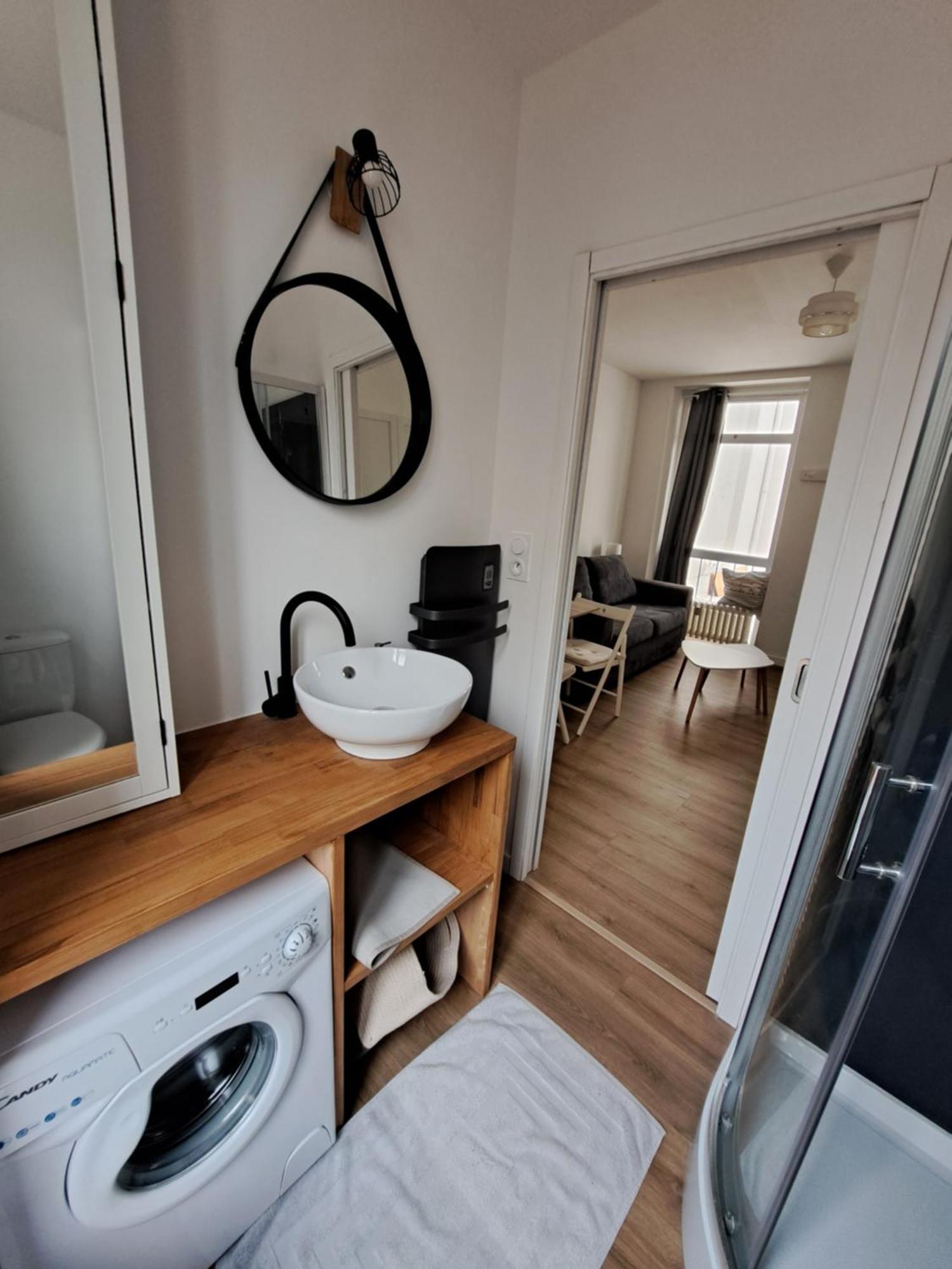 Appartement Vichy Centre-Ville Proche Cure Thermale Luaran gambar